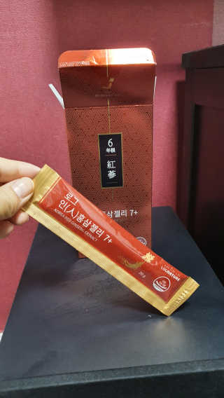 로그네이처 로그 인 홍삼젤리 7+ — 5점을 준 리뷰어가 2020년 7월 올린 사용 사진