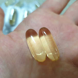 JW중외제약 마이코드 알티지 오메가3 1000 mg — 5점을 준 리뷰어가 2020년 7월 올린 사용 사진