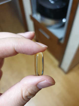 JW중외제약 마이코드 알티지 오메가3 1000 mg — 4점을 준 리뷰어가 2020년 8월 올린 사용 사진