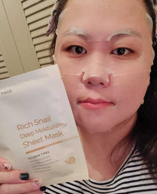 마더메이드 마더 메이드 딥 모이스춰 라이징 리치 스 네일 마스크 10PC — 5점을 준 리뷰어가 2020년 9월 올린 사용 사진