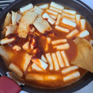 [심플리쿡]창화당떡볶이+모둠만두, 쫄면+굴림만두 SET — 5점을 준 리뷰어가 2020년 9월 올린 사용 사진