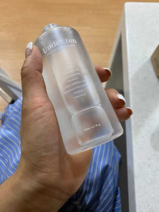 언더텐 바다포도 수분토너 — 5점을 준 리뷰어가 2020년 7월 올린 사용 사진