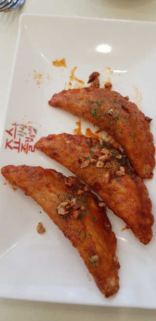 죠스떡볶이 [죠스푸드] 짜빠떡볶이+떡또그+범벅만두 신메뉴 3종 — 5점을 준 리뷰어가 2020년 4월 올린 사용 사진