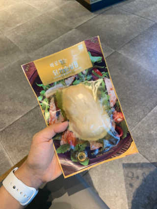 바로 먹는 아침 실온보관 닭가슴살 6종 — 4점을 준 리뷰어가 2020년 10월 올린 사용 사진