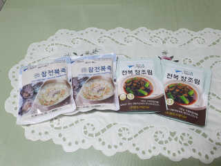 바다는다웰빙이다 완도사랑 전복죽 250g - 2팩 + 전복장조림 2팩 — 3점을 준 리뷰어가 2020년 11월 올린 사용 사진