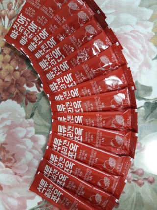 조은약초 석류콜라겐 석류즙 석류쪼옥 젤리 스틱 15포 x 20g — 5점을 준 리뷰어가 2020년 7월 올린 사용 사진