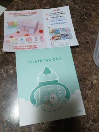 유비맘 트라이탄 코니빨대컵_컬러 랜덤 발송 — 5점을 준 리뷰어가 2020년 9월 올린 사용 사진