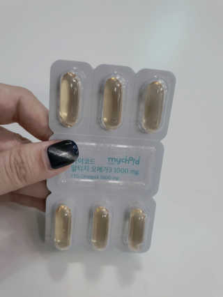 JW중외제약 마이코드 알티지 오메가3 1000 mg — 4.5점을 준 리뷰어가 2020년 9월 올린 사용 사진