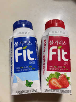 남양유업 [불가리스]마시는 발효유 Fit 딸기/플레인 — 5점을 준 리뷰어가 2020년 8월 올린 사용 사진