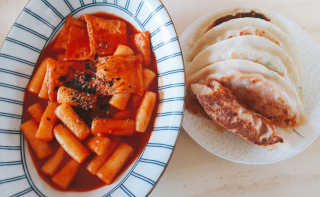 [심플리쿡]창화당떡볶이+모둠만두, 쫄면+굴림만두 SET — 5점을 준 리뷰어가 2020년 9월 올린 사용 사진