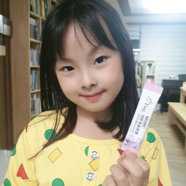 이쁠타임 비타민C 저분자콜라겐 리뷰 사진