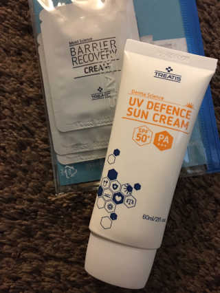 트리티스 US [TREATIS] UV Defence Sun Cream PA+++ / SPF50+ — 5점을 준 리뷰어가 2020년 10월 올린 사용 사진
