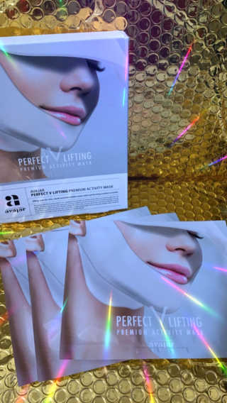 아 바자르 퍼펙트 브이 리프팅 프리미엄 액티비티 마스크 — 4.5점을 준 리뷰어가 2021년 1월 올린 사용 사진