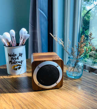 SEVIZ MINI10W 레트로 블루투스 스피커 — 5점을 준 리뷰어가 2020년 10월 올린 사용 사진