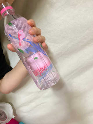 아쿠아스 플레이버워터 ★[아쿠아스] 복숭아 플레이버워터 1BOX 20개입★ — 5점을 준 리뷰어가 2020년 4월 올린 사용 사진