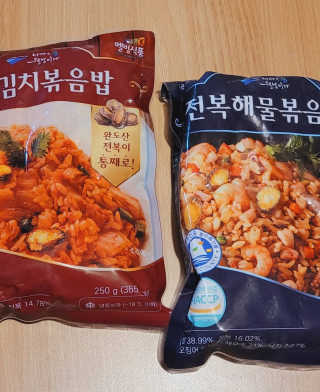 바다는다웰빙이다 전복해물볶음밥/전복김치볶음밥 250g-4봉지 — 5점을 준 리뷰어가 2020년 10월 올린 사용 사진