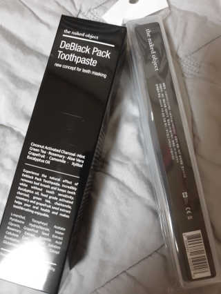 the naked object 디블랙팩치약 디블랙칫솔 세트 — 3.5점을 준 리뷰어가 2020년 4월 올린 사용 사진