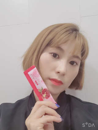 헬스업_쁘띠쁘띠석류콜라겐젤리_20g x 14포 — 5점을 준 리뷰어가 2020년 9월 올린 사용 사진