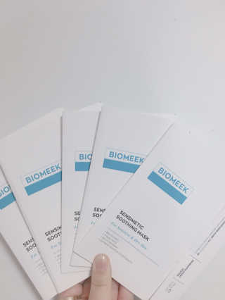 바이오믹 BIOMEEK SENSIMETIC SOOTHING MASK.S — 4.5점을 준 리뷰어가 2020년 7월 올린 사용 사진