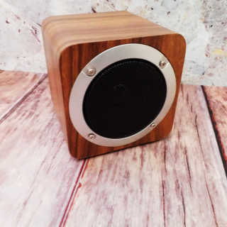 SEVIZ MINI10W 레트로 블루투스 스피커 — 5점을 준 리뷰어가 2020년 9월 올린 사용 사진