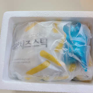 가치식탁 리얼치즈스틱, 리얼크림치즈볼 — 4점을 준 리뷰어가 2020년 8월 올린 사용 사진