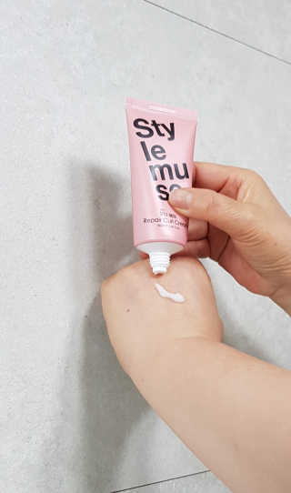 ATS스타일 뮤즈 ATS 스타일 뮤즈 리페어 컬 크림 50ml X 2EA — 5점을 준 리뷰어가 2020년 10월 올린 사용 사진