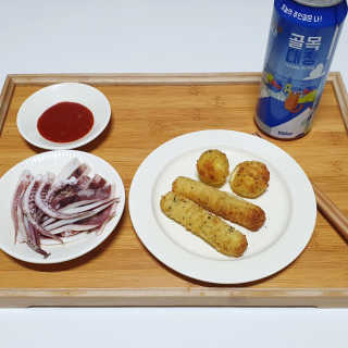 가치식탁 리얼치즈스틱, 리얼크림치즈볼 — 5점을 준 리뷰어가 2020년 4월 올린 사용 사진