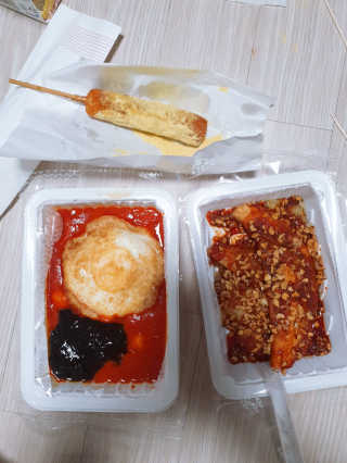 죠스떡볶이 [죠스푸드] 짜빠떡볶이+떡또그+범벅만두 신메뉴 3종 — 5점을 준 리뷰어가 2020년 4월 올린 사용 사진