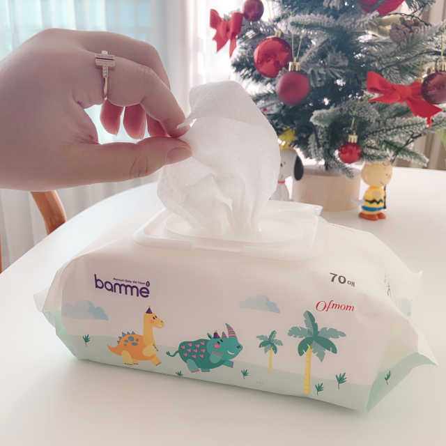 오브맘 밤 프리미엄 엠보싱 물티슈 70매 10개입 리뷰 사진