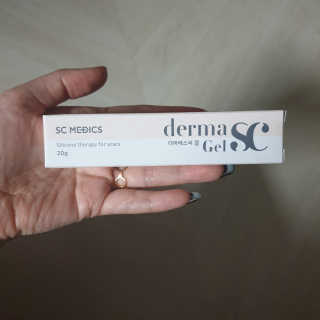 derma SC-Gel 더마에스씨 겔 20g — 5점을 준 리뷰어가 2020년 5월 올린 사용 사진