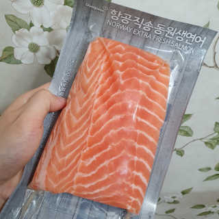 동원산업 항공직송 동원생연어_400g — 5점을 준 리뷰어가 2020년 5월 올린 사용 사진