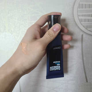 다슈코리아 다슈 맨즈 톤 업 비비로션 40ml — 5점을 준 리뷰어가 2020년 10월 올린 사용 사진
