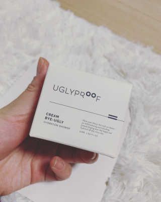 어글리프루프 크림 바이어글리 하이드레이션 샤워 50ml — 5점을 준 리뷰어가 2020년 11월 올린 사용 사진