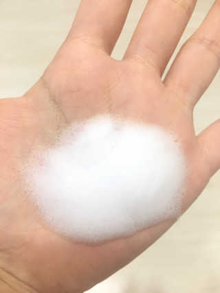 [트리티스] 버블 폼 클렌저 200ml — 4점을 준 리뷰어가 2020년 10월 올린 사용 사진