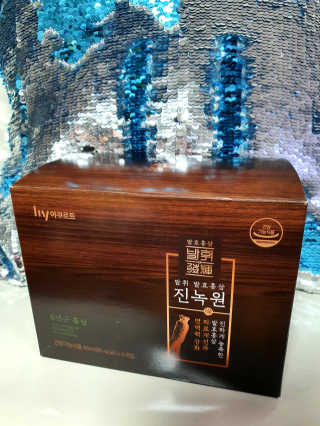 한국야쿠르트 발휘 발효홍삼 진녹綠원 — 5점을 준 리뷰어가 2020년 11월 올린 사용 사진