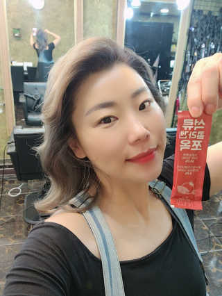 조은약초 석류콜라겐 석류즙 석류쪼옥 젤리 스틱 15포 x 20g — 5점을 준 리뷰어가 2020년 8월 올린 사용 사진