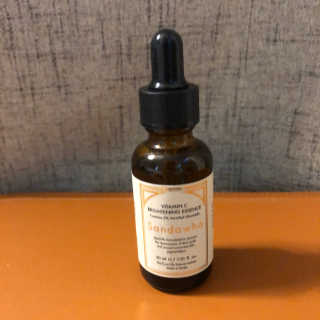 [스킨큐어] 산다화 비타민C 화이트닝 에센스 30ml — 4.5점을 준 리뷰어가 2020년 4월 올린 사용 사진