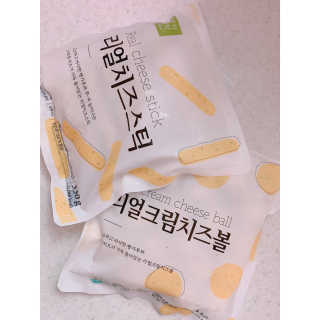 가치식탁 리얼치즈스틱, 리얼크림치즈볼 — 5점을 준 리뷰어가 2020년 8월 올린 사용 사진