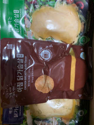 바로 먹는 아침 실온보관 닭가슴살 6종 — 5점을 준 리뷰어가 2020년 10월 올린 사용 사진