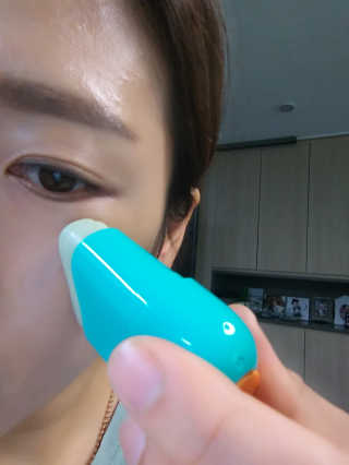 다슈코리아 다슈 솔루션 시카 쉴드 선스틱 — 5점을 준 리뷰어가 2020년 6월 올린 사용 사진