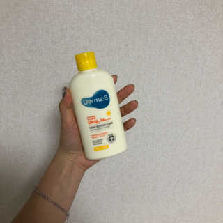 더마비 에브리데이 선블록 SPF50+PA++++ — 5점을 준 리뷰어가 2020년 4월 올린 사용 사진