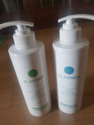 일리세이 허니 샴푸 500ml + 허니 바디워시 500ml 세트 — 4점을 준 리뷰어가 2020년 4월 올린 사용 사진