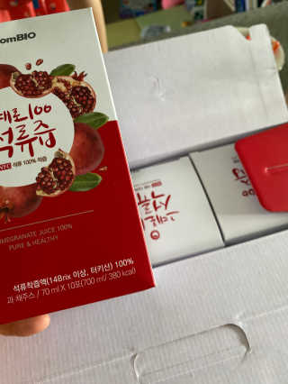 프롬바이오 오직 석류만 [그대로100 석류즙] 하루 1포로 건강하게 — 5점을 준 리뷰어가 2020년 6월 올린 사용 사진