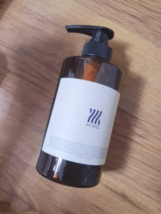 에이처드 유산균 탈모 샴푸 500ml — 5점을 준 리뷰어가 2020년 10월 올린 사용 사진