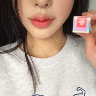 [블랙루즈] 에어 핏 벨벳 틴트 시즌2 中 택1+랜덤1 — 5점을 준 리뷰어가 2020년 9월 올린 사용 사진