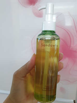 스킨큐어 산다화 순한 클렌징 동백 오일 200ml — 5점을 준 리뷰어가 2020년 5월 올린 사용 사진