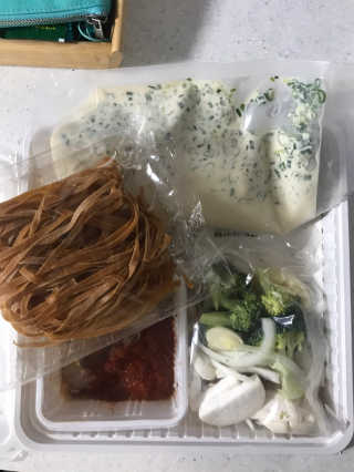 닥터키친 두유투움바파스타를 빼당빼당 — 4점을 준 리뷰어가 2020년 4월 올린 사용 사진