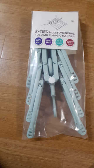 바네스데코 공간절약 다용도 회전 접이식 옷걸이 민트 — 5점을 준 리뷰어가 2020년 5월 올린 사용 사진