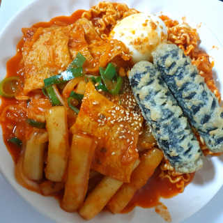 화곡미담 옛날 떡볶이 — 5점을 준 리뷰어가 2020년 4월 올린 사용 사진