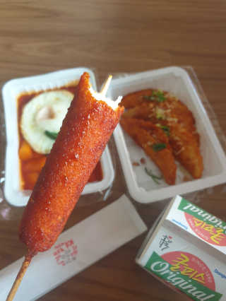 죠스떡볶이 [죠스푸드] 짜빠떡볶이+떡또그+범벅만두 신메뉴 3종 — 5점을 준 리뷰어가 2020년 4월 올린 사용 사진